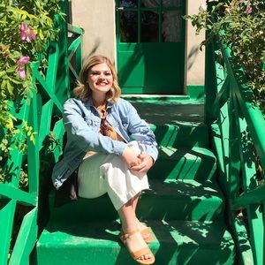 Meet your Posher, Erica